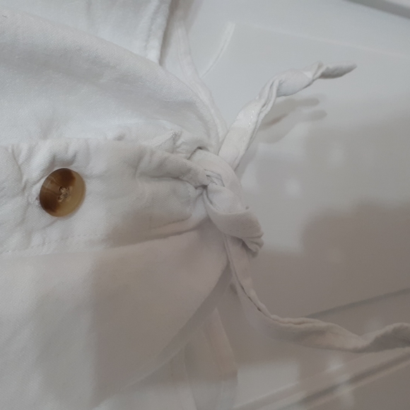 Time and Tru button down blouse. Size L - Picture 3 of 4